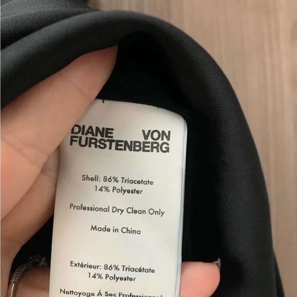 NWT* Diane Von Furstenberg* Blouse* Retail store* $228 plus tax* Beautiful!!!!!! - Picture 2 of 5